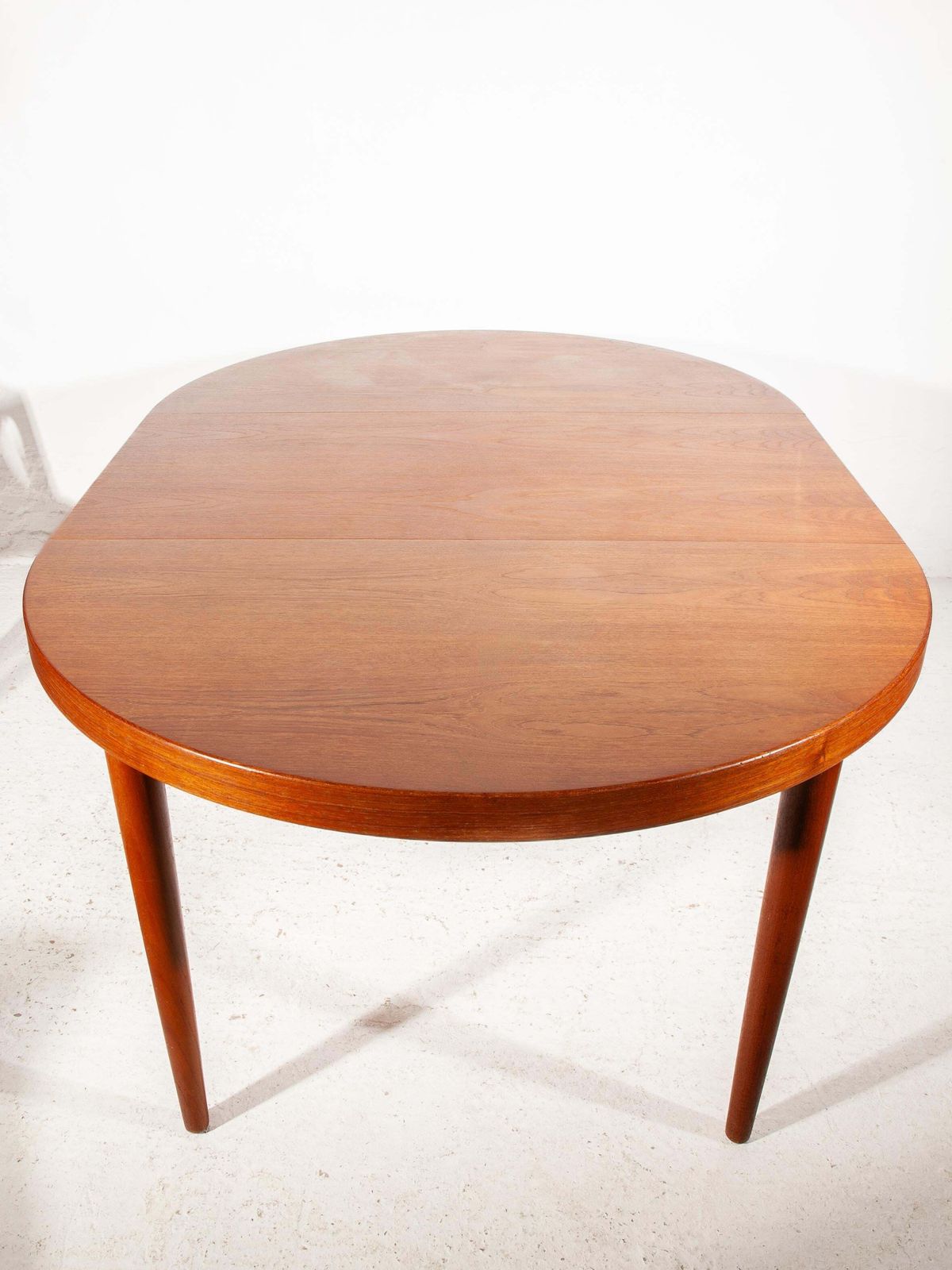 Midcentury Scandinavian Design Teak Round Extendable Table By Kai Kristiansen photo 3402.0