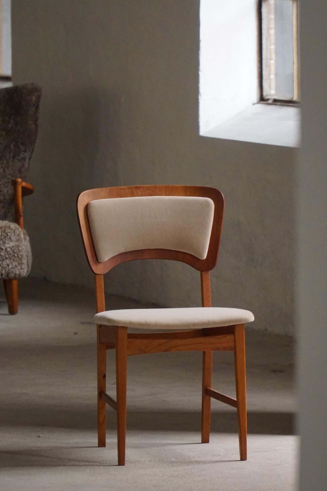 photo buy Danish Mid 20th Century, Set Of 6 Dining Chairs In Oak, Teak & Mohair, 1960s