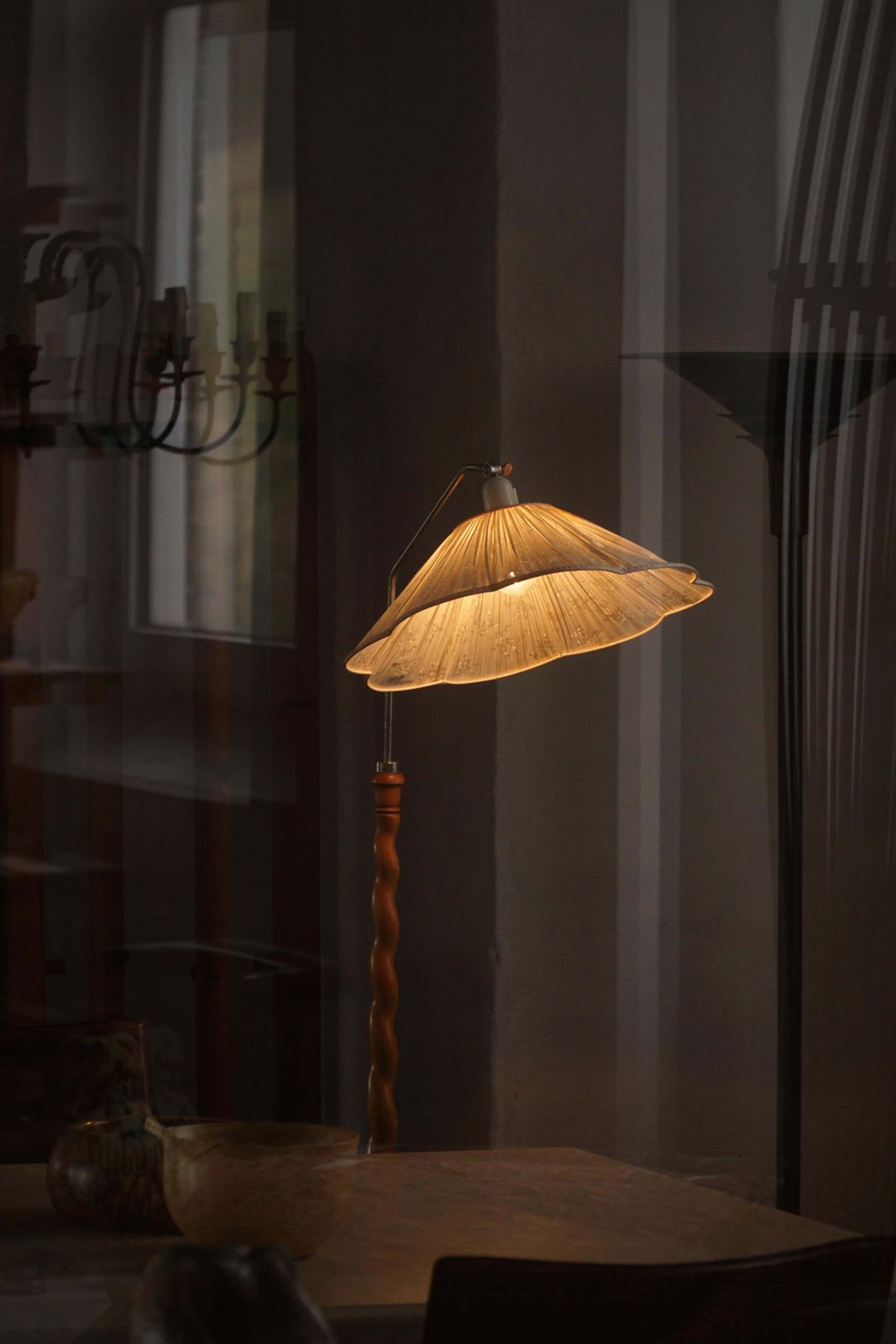 photo furniture Swedish Floor Lamp With Turned Birch Base And Pleated Shade, Mid 20th Century
