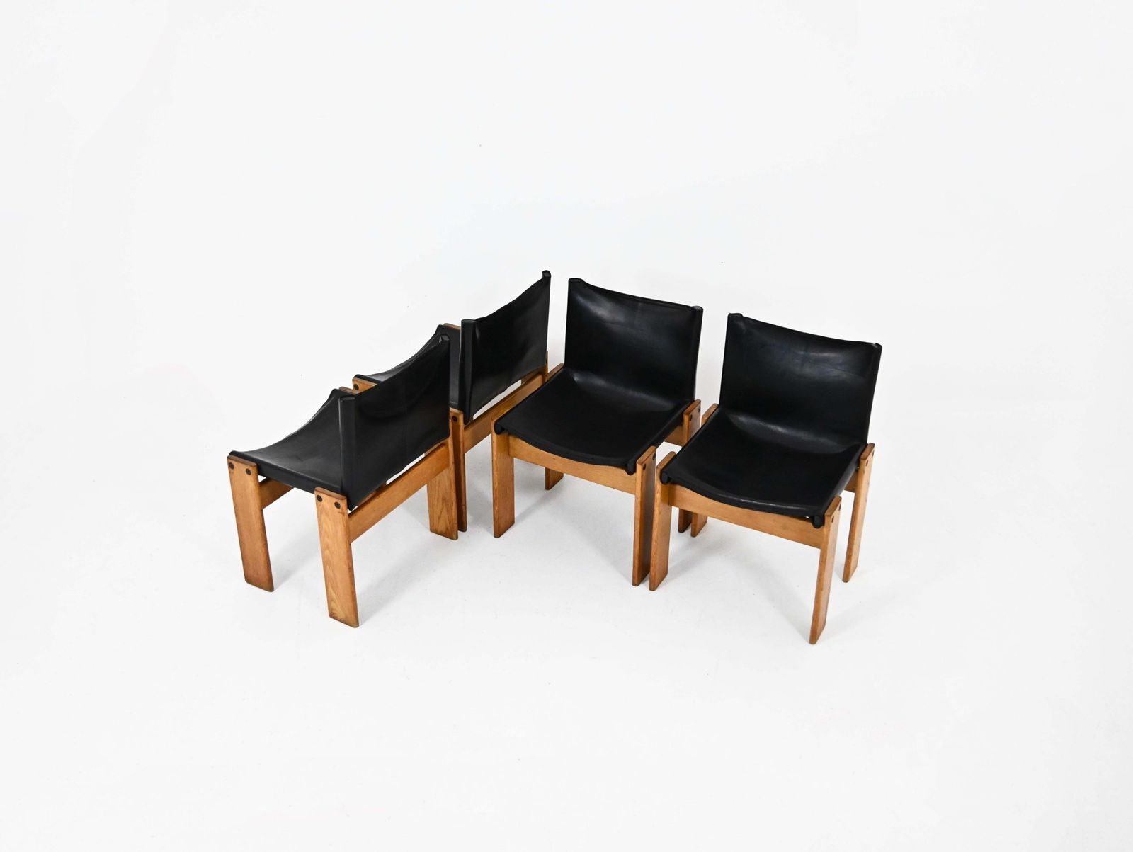 Monk Dining Chairs By Afra & Tobia Scarpa For Molteni, 1970s, Set Of 4 photo for sale