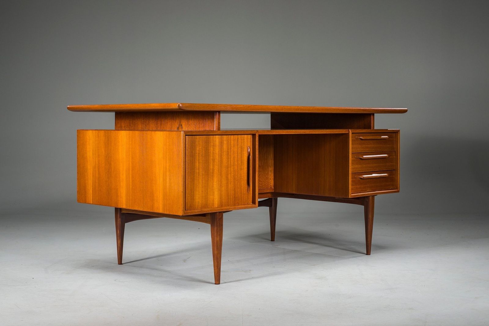 Model Rt200 Desk In Teak By Heinrich Riestenpatt, Germany, 1960s photo vintage