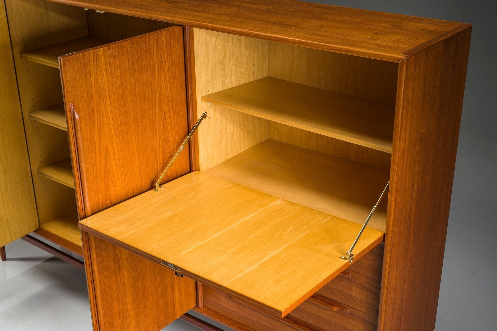 Highboard By Heinrich Riestenpatt For Rt 200 Möbel, Germany, 1960s photo Furniture