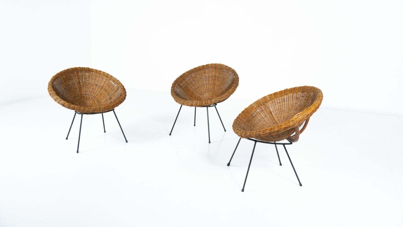 photo vintage Mid Century Rattan Armchair   3 Available