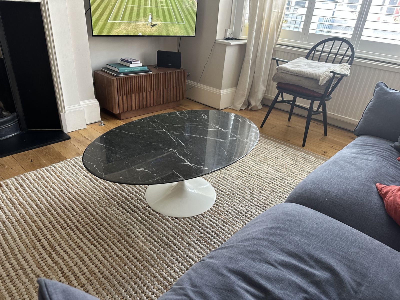 Knoll Saarinen "Tulip" Black Marble Coffee Table