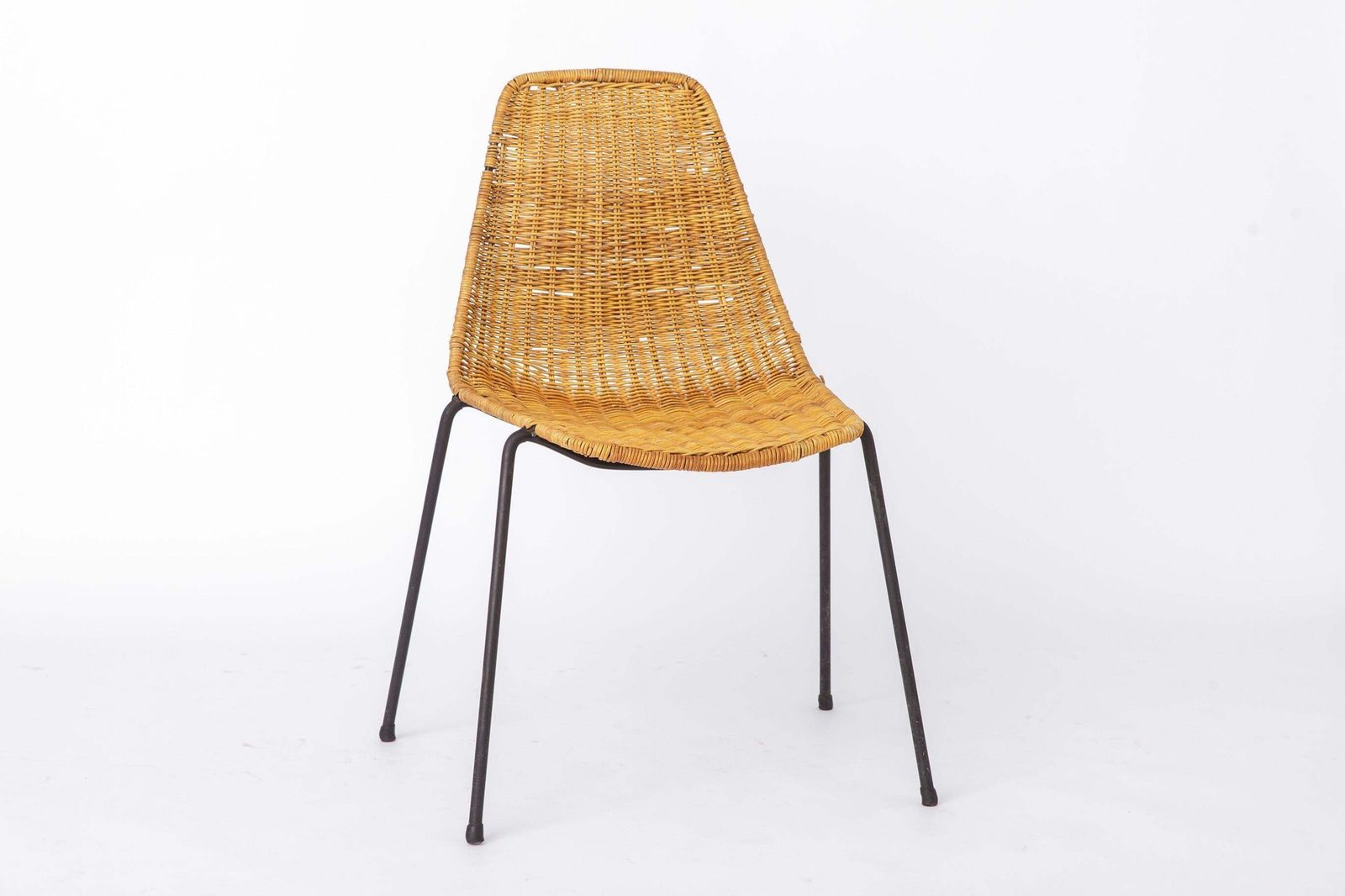 Set Van 2 Gianfranco Legler Basket Chairs, Jaren 1950 Rotan Stoelen, Mid Century Zwitsers Design, Metaal & Vlechtwerk photo vintage