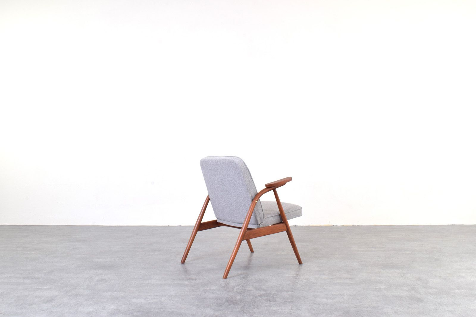 Mid Century Polish Lounge Chair, 1960s. photo 895.0