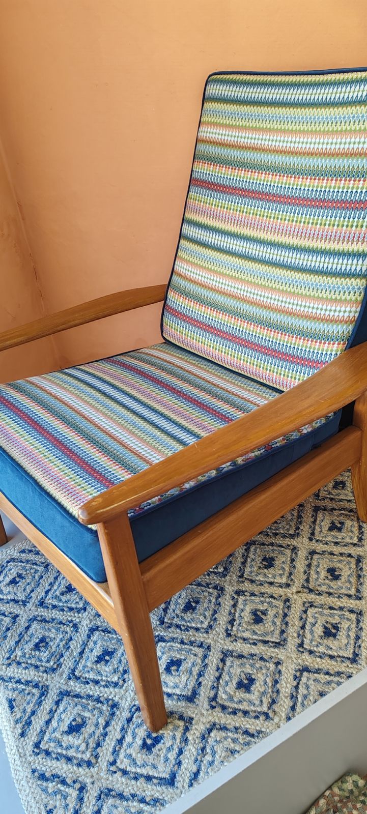 Cintique Mid Century Fireside Lounge Chair photo vinterior
