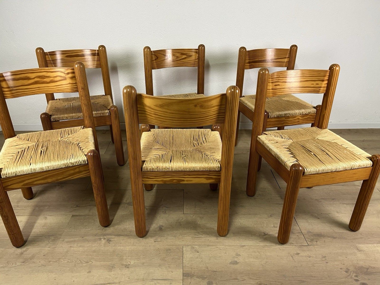 photo buy Charlotte Perriand 1960s Straw Oak Wood Chair Set Of 6 Vintage Design