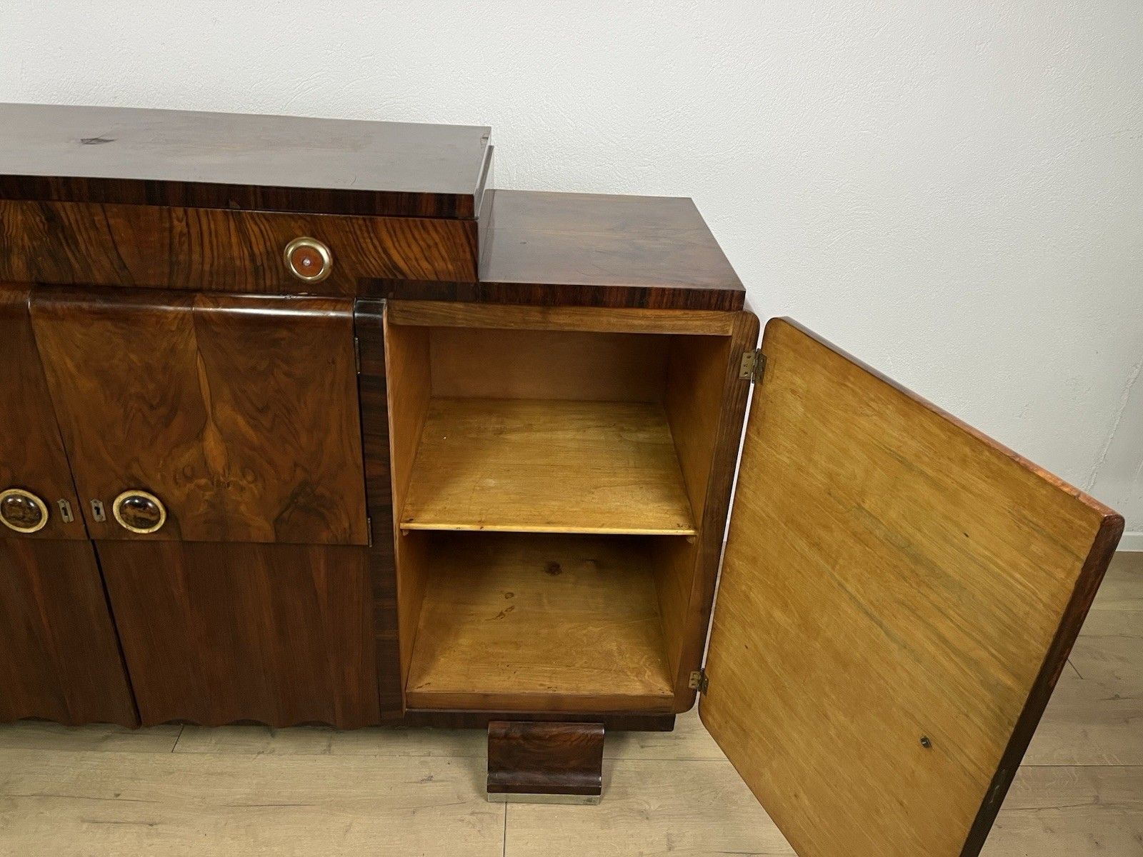 photo vinterior 40’s Vintage Design Rationalist Root Wood Furniture Sideboard