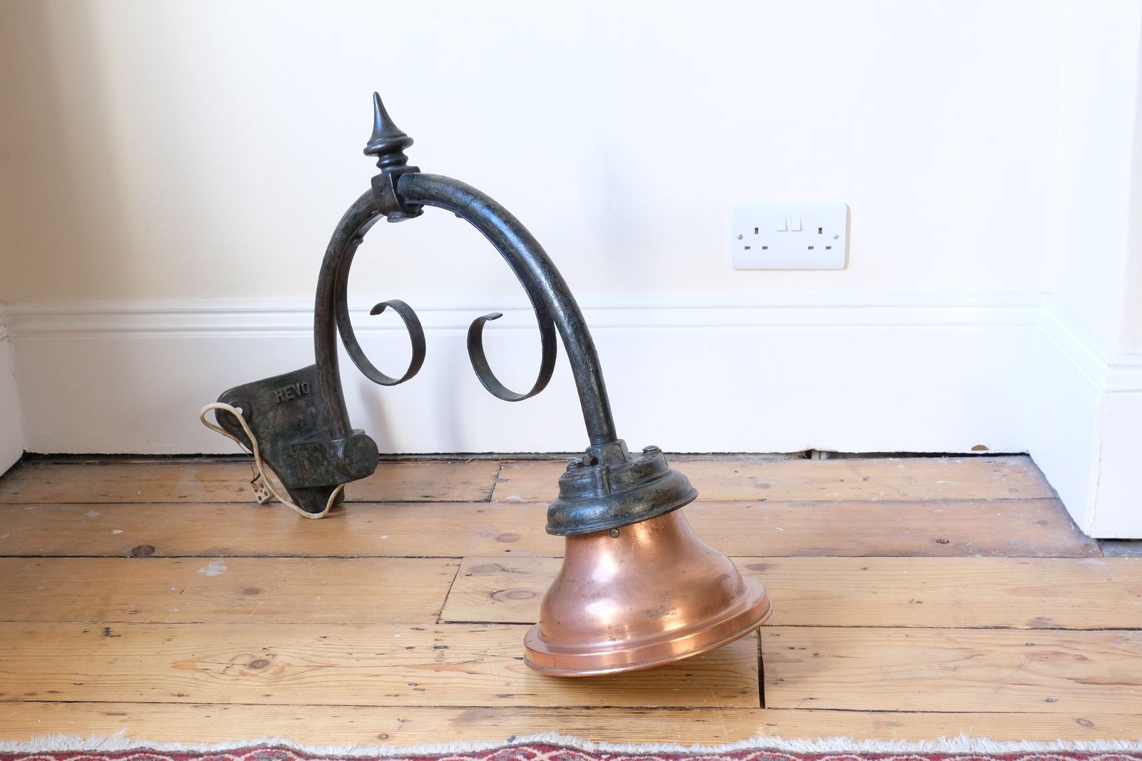 1930s Revo Of Tipton Cast Iron & Copper Swan Neck Street Lamp photo vintage