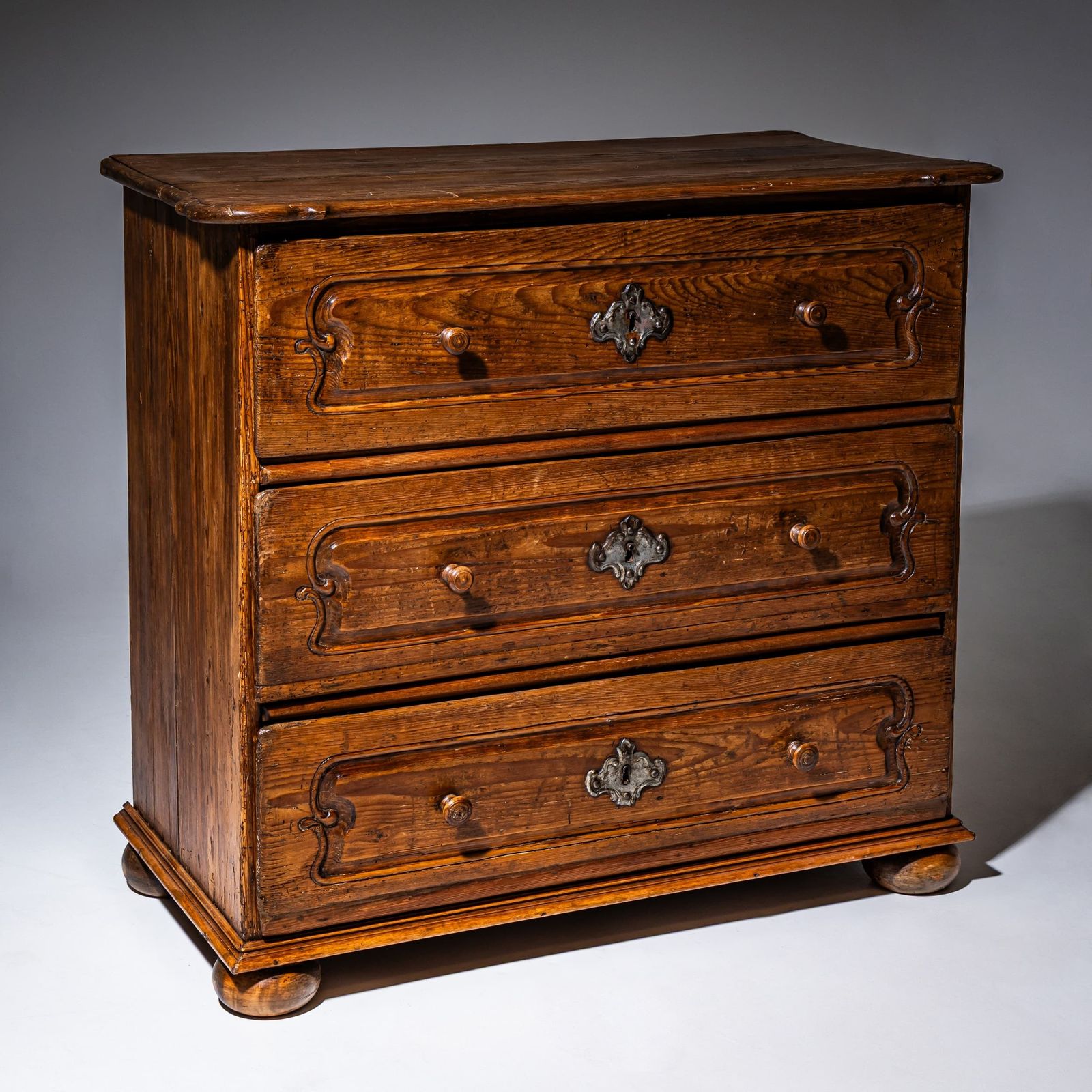 Zuid Duitse Ladekast Van Zacht Hout, Ca. 1770 photo furniture