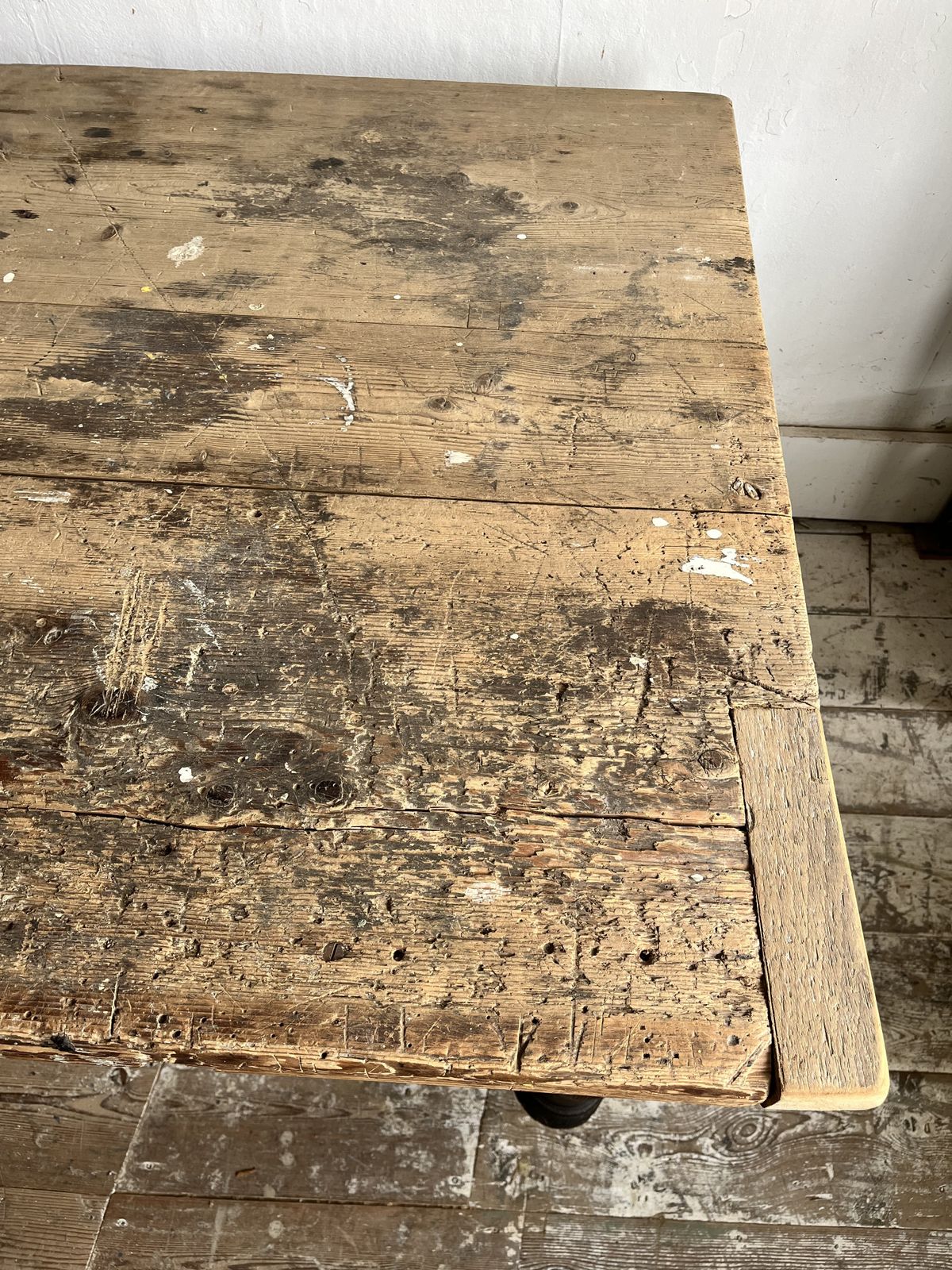 A Very Rustic Characterful Artists Studio Workshop Table photo 975.0