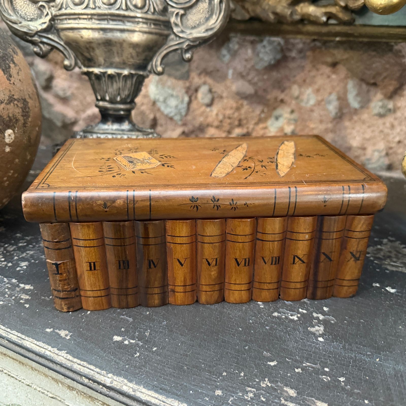 310.0 1920s Art Deco Inlaid Fruit Wood Cigar Box Form Sorrento Italy photo
