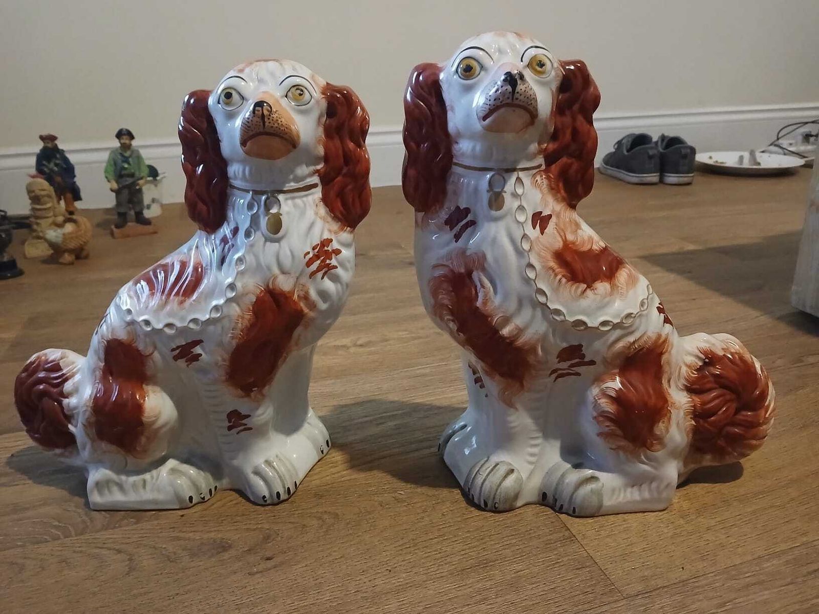 Yorkshire Staffordshire Porcelain Statue Of Two Dogs