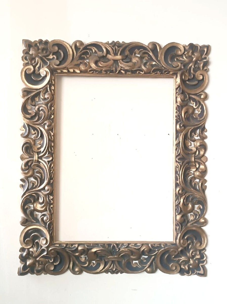 Large Antique Lacquered And Gilded Frame Italy 19th Century