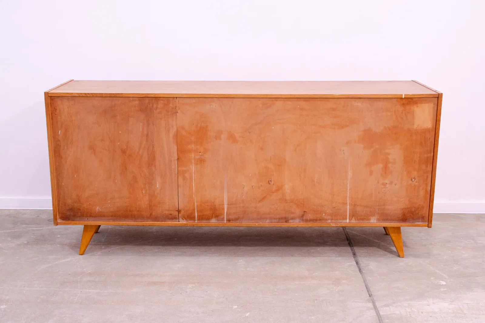 photo vintage Mid Century U 460 Dressoir Van Jiri Jiroutek Voor Interier Praha, Tsjecho Slowakije