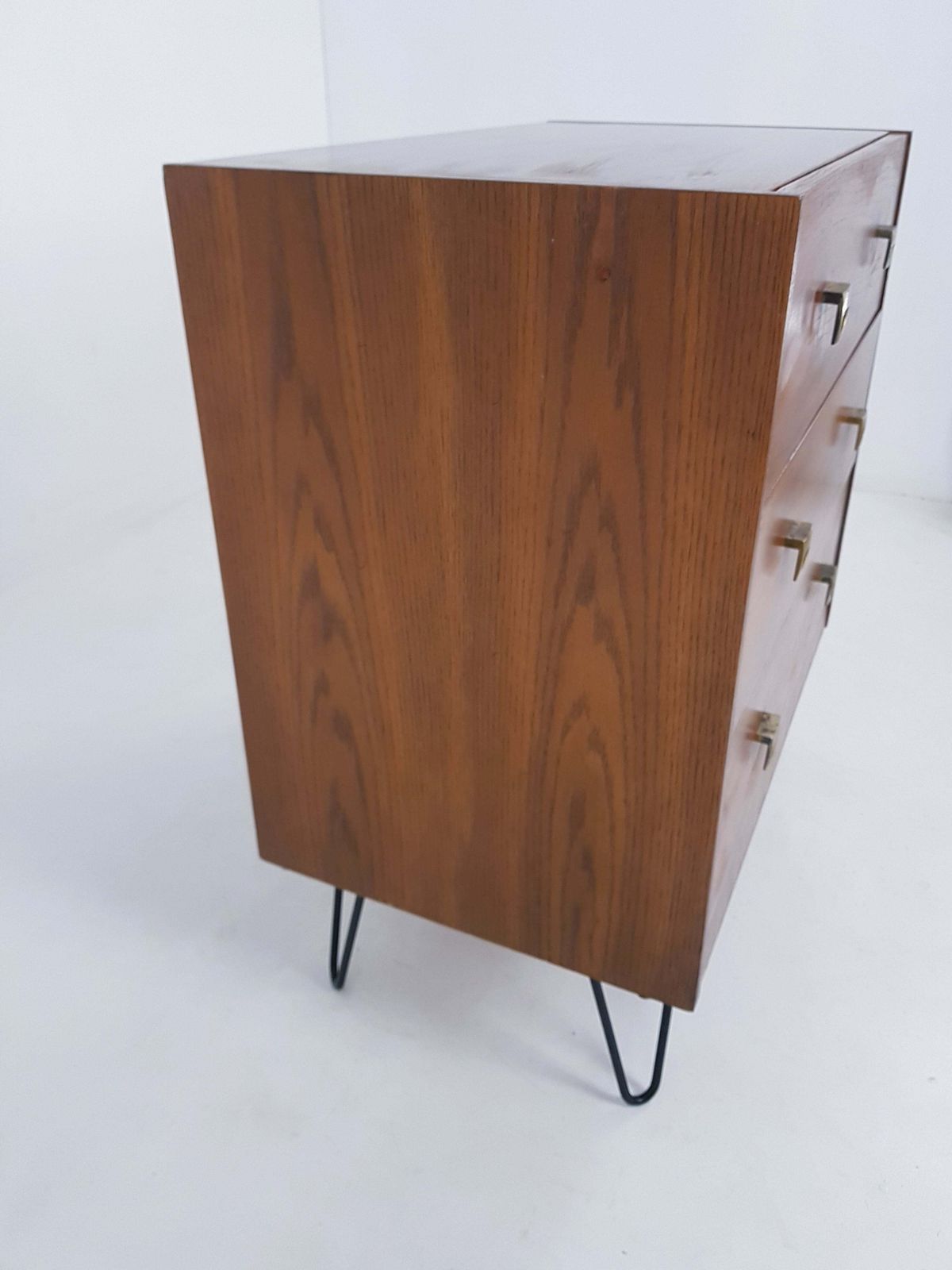420.0 Mid Century Oak Chest Of Drawers photo