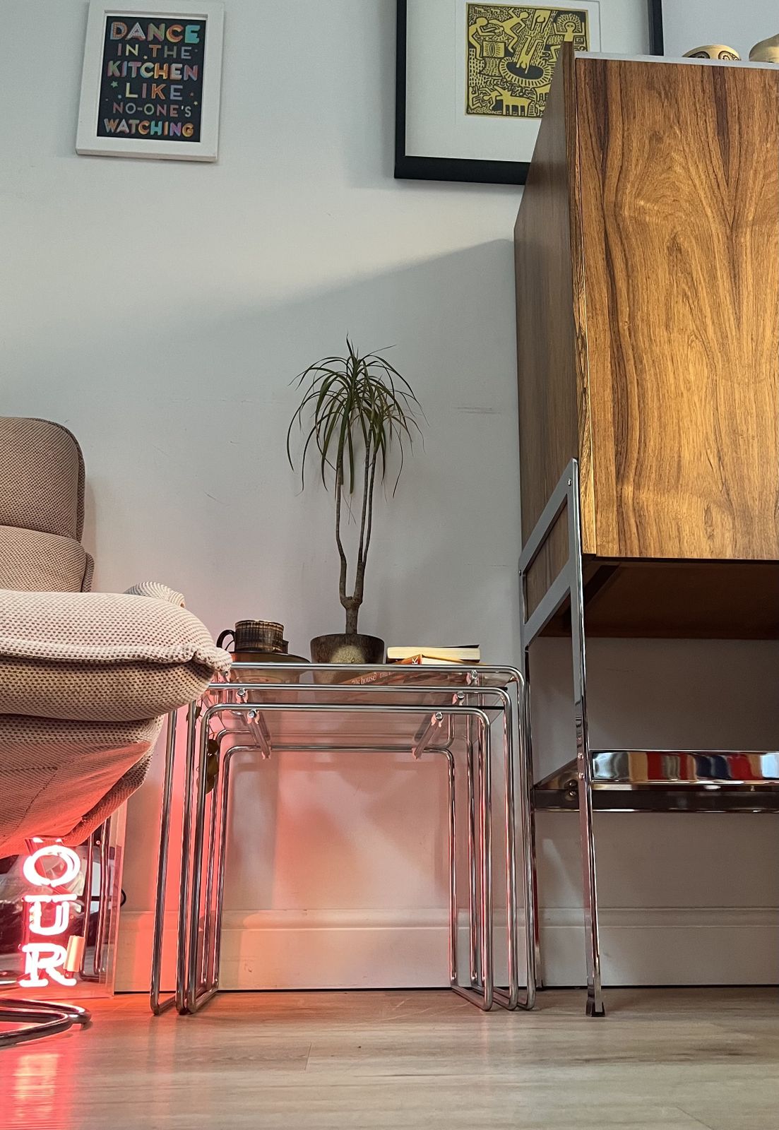 photo furniture 1980s Marcel T Nesting Tables By Kazuhide Takahama For Cassina Italy Clear Glass