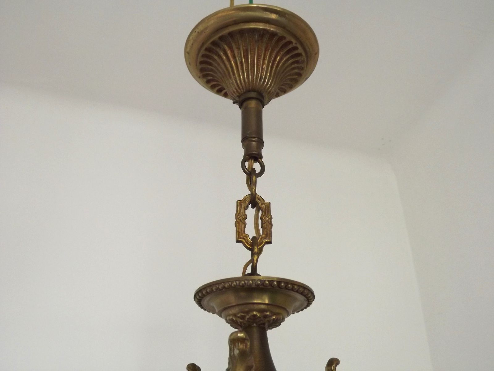 Lustre à cage triangulaire 3 feux de style Art Nouveau, en bronze, France photo buy