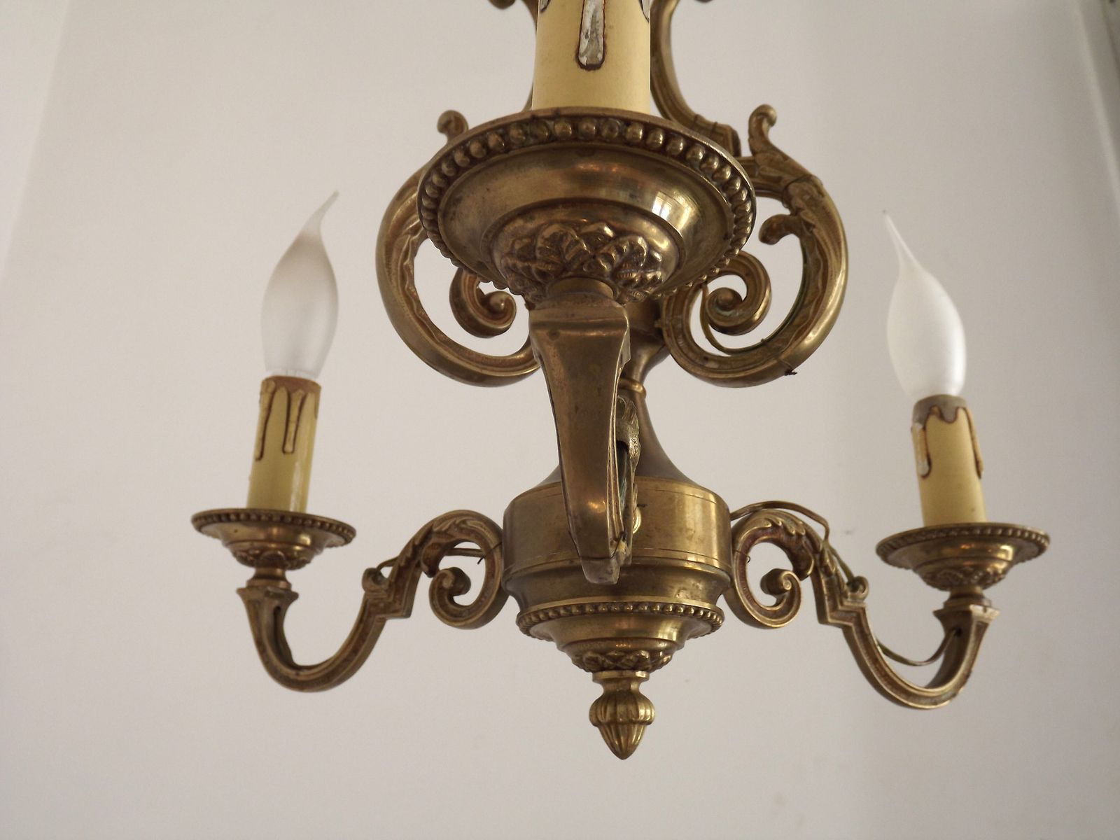 photo for sale Lustre à cage triangulaire 3 feux de style Art Nouveau, en bronze, France