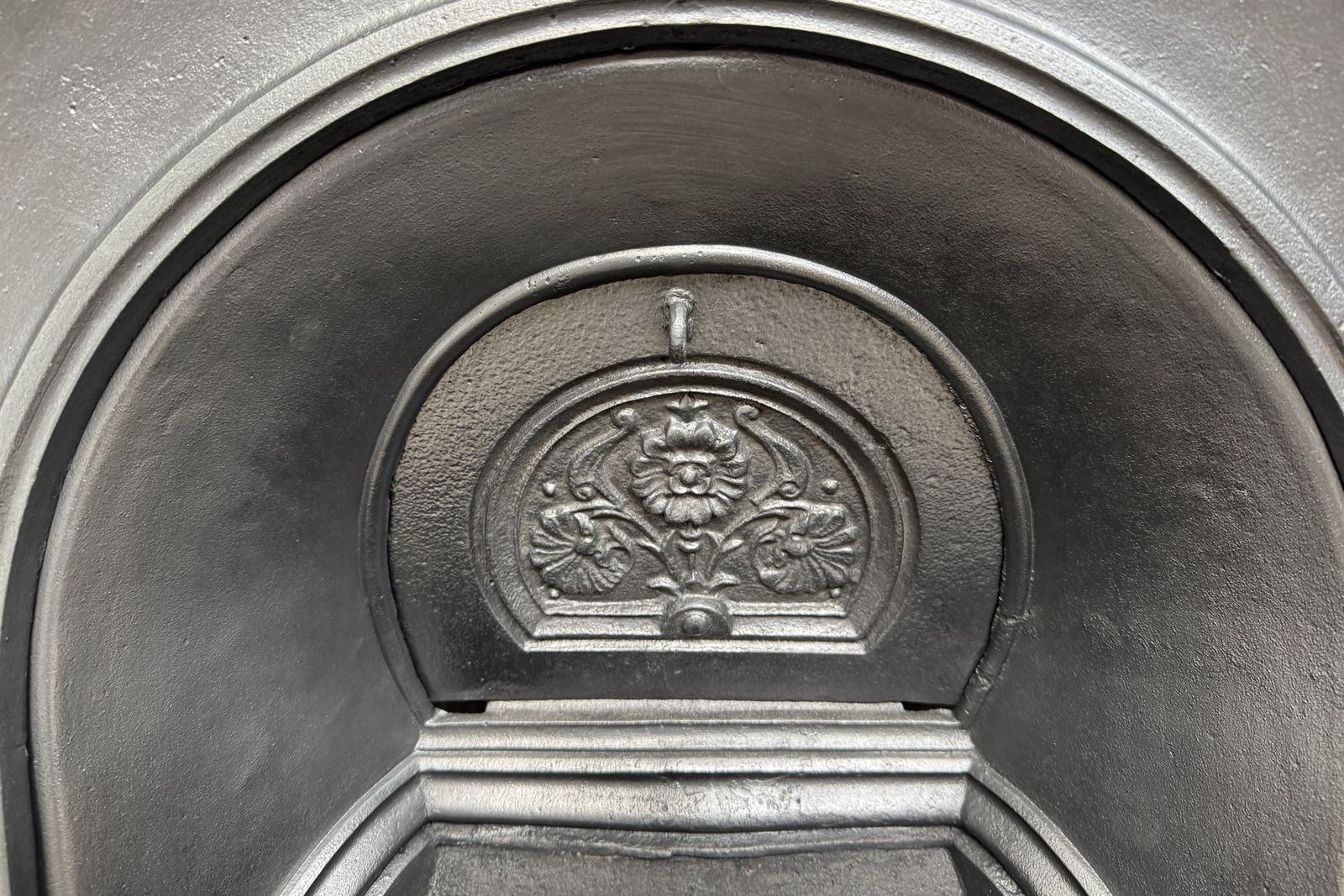 Antique Mid Victorian Ornate Cast Iron Arched Fireplace Insert photo vinterior