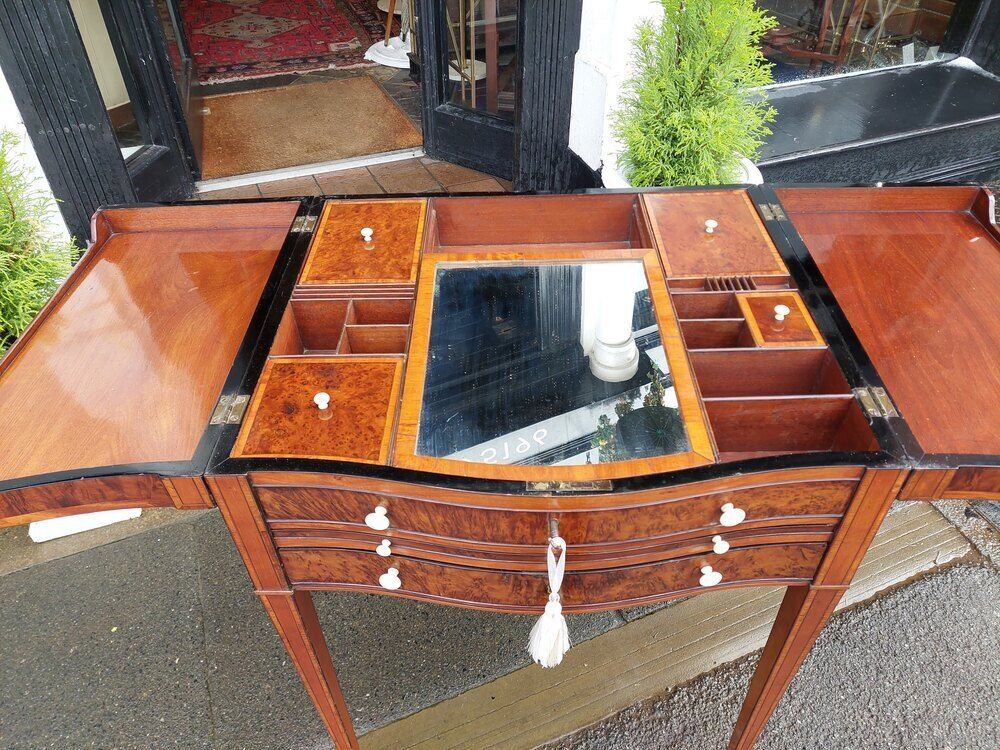 George III Satinwood And Mahogany Wash Stand photo Furniture
