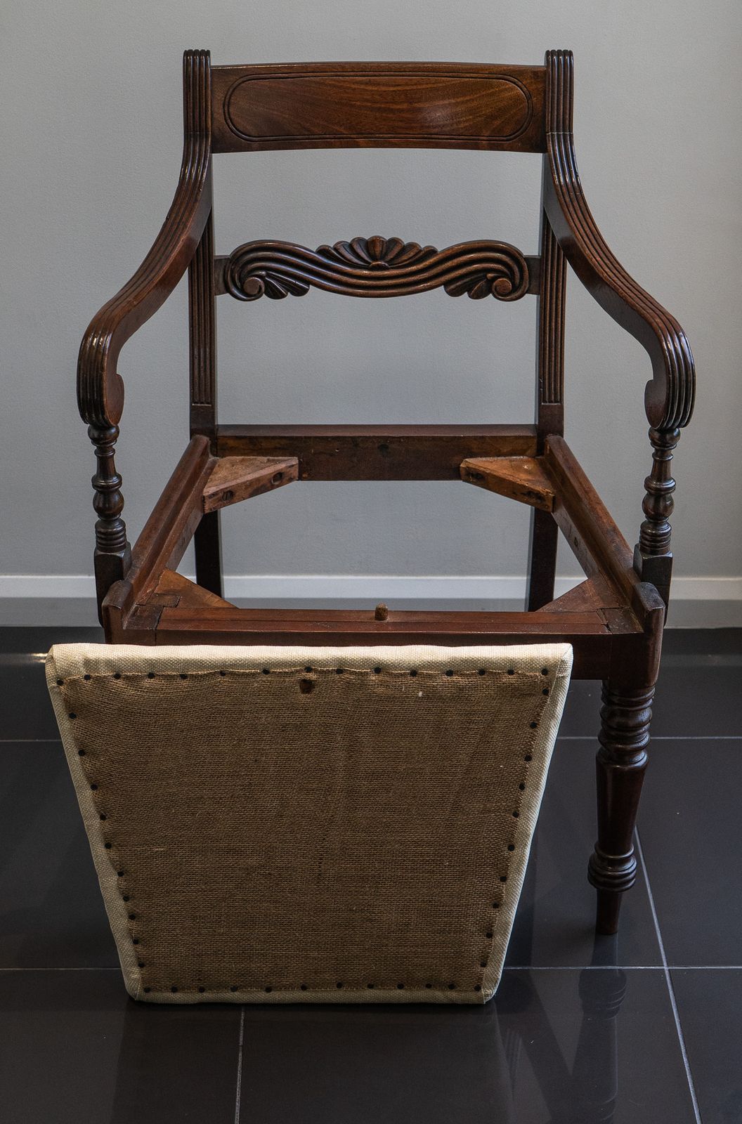 A 19th Century Mahoghany Armchair photo vinterior