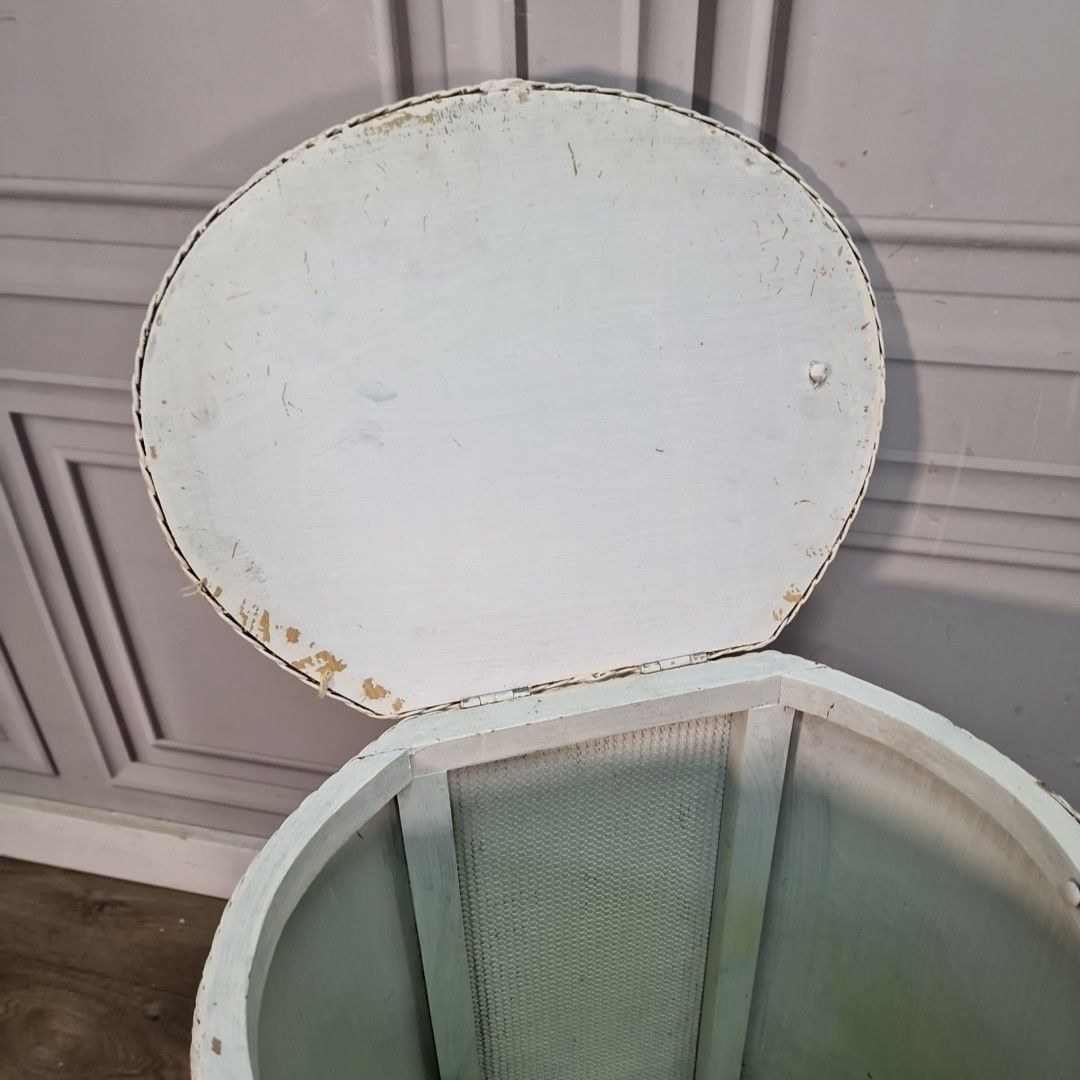 Vintage Laundry Basket Lidded Wicker Hamper Lloyd Loom Style Mid Century Retro photo vinterior