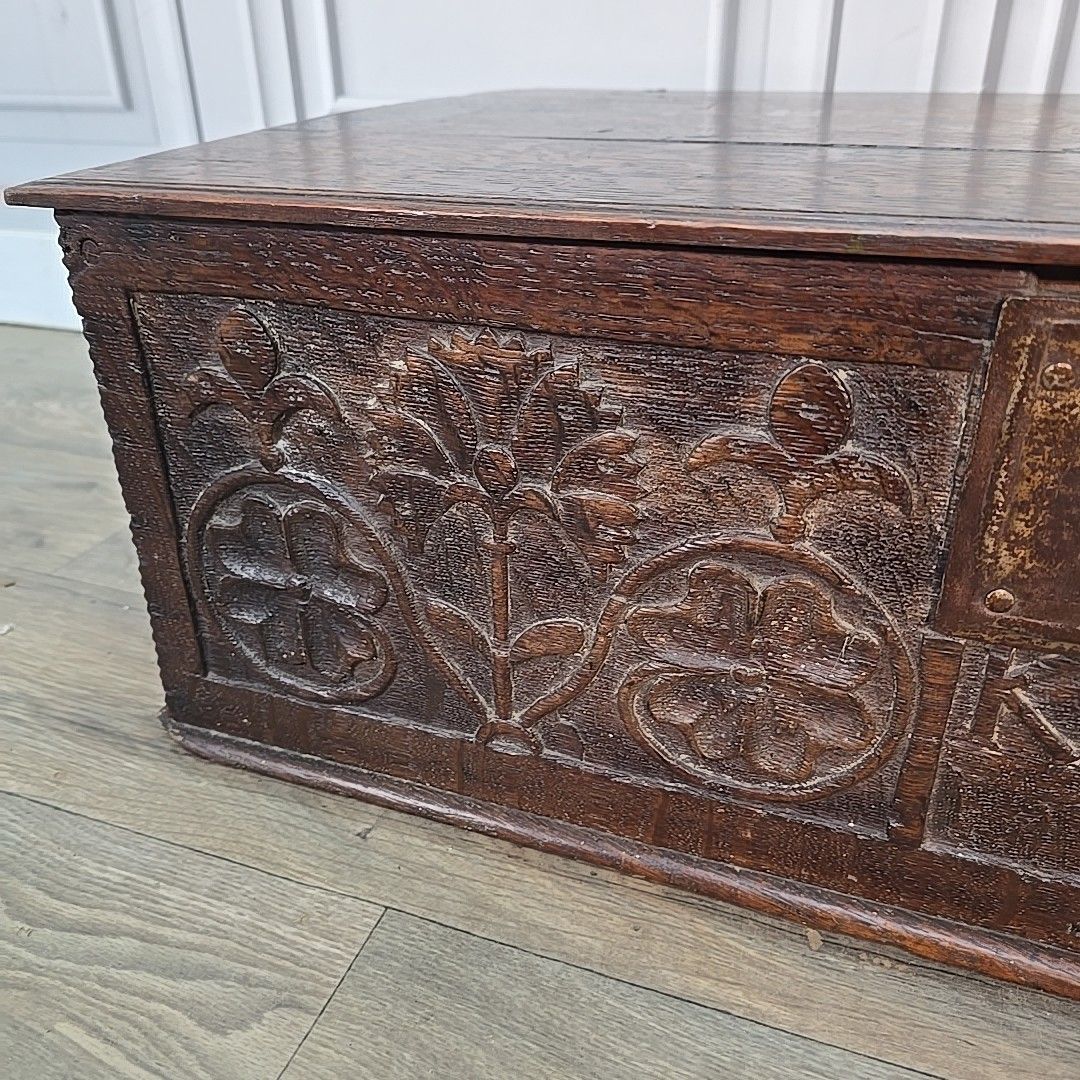 Antique Oak Chest Bible Deed Box 17th Century Floral Carved Coffer Trunk Wood photo 480.0