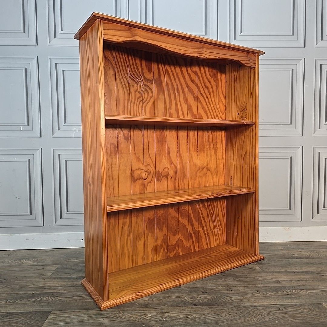 Vintage Pine Open Bookcase – Three Shelf – Scalloped Top Book Shelves Retro Wood