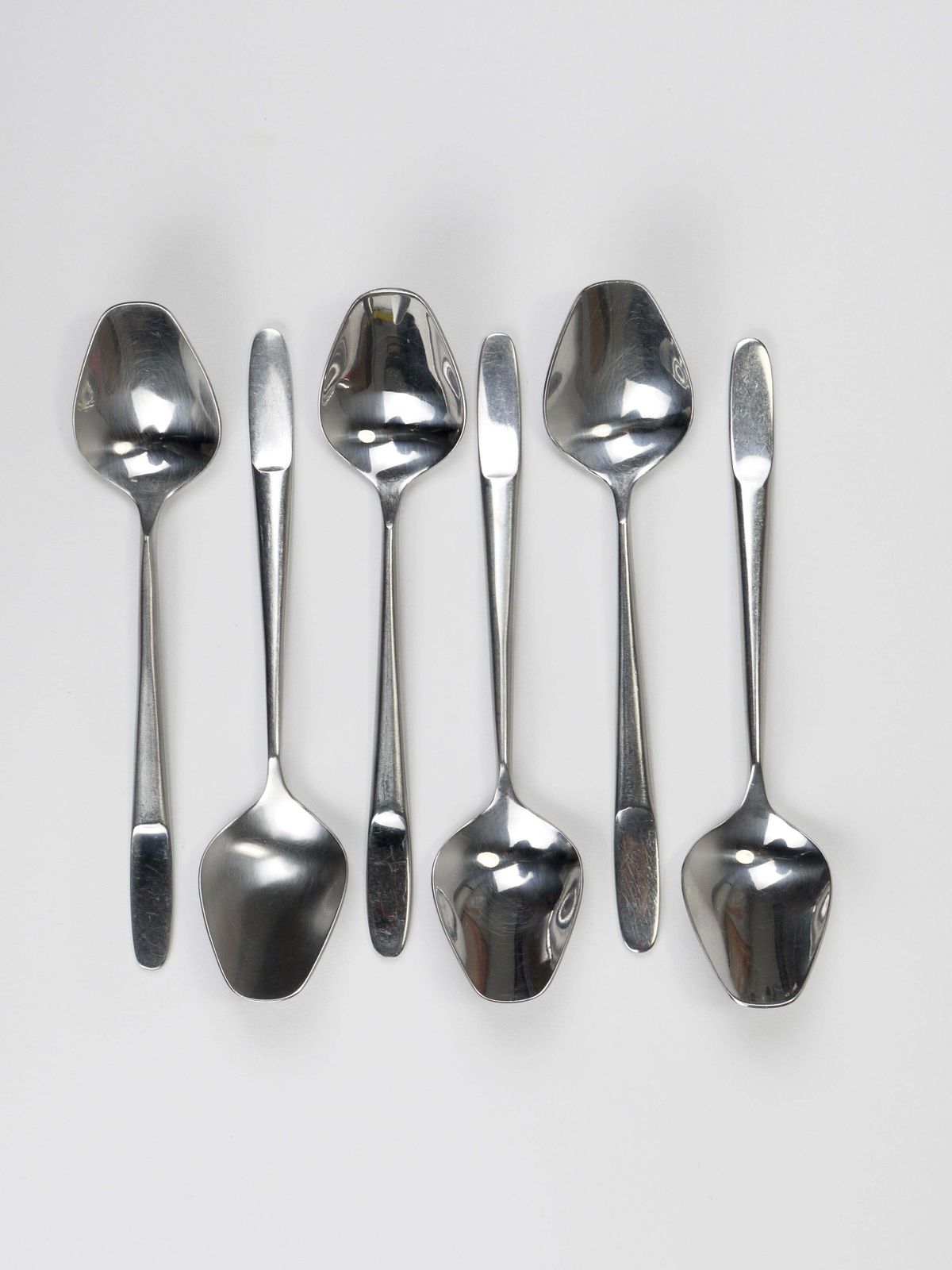 photo vinterior Helmut Alder Amboss Austria 2070 Flatware Cutlery For Six Persons, 1960s