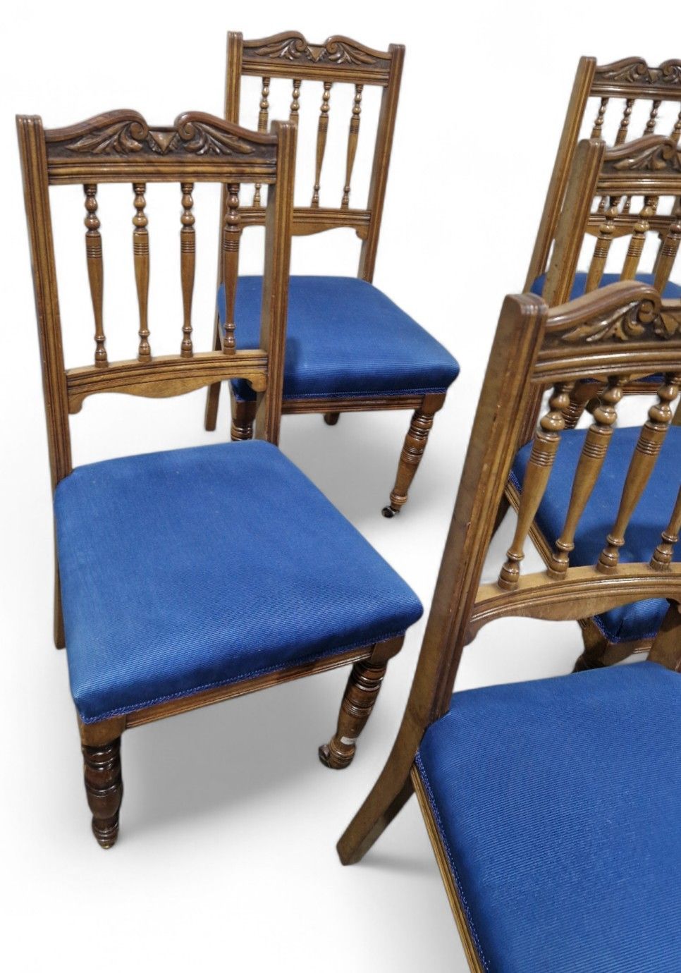 photo vinterior Antique Walnut Chairs Set Of 6 Carved Wood Kitchen / Spindle Back Dining Chairs