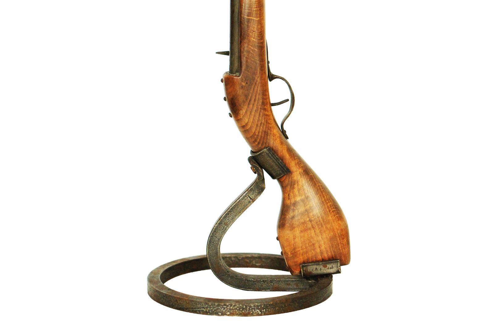 photo furniture 20th Century Bronze & Gilt Metal Floor Ashtray With A Sculptural Riffle Smoking Stand