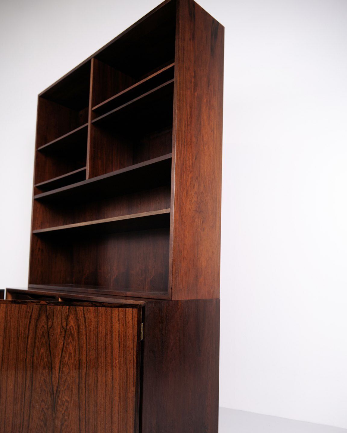 Gunni Omann Bookcase Model 5 In Rosewood For Poul Hundevad, Danish Design 1960s photo vintage