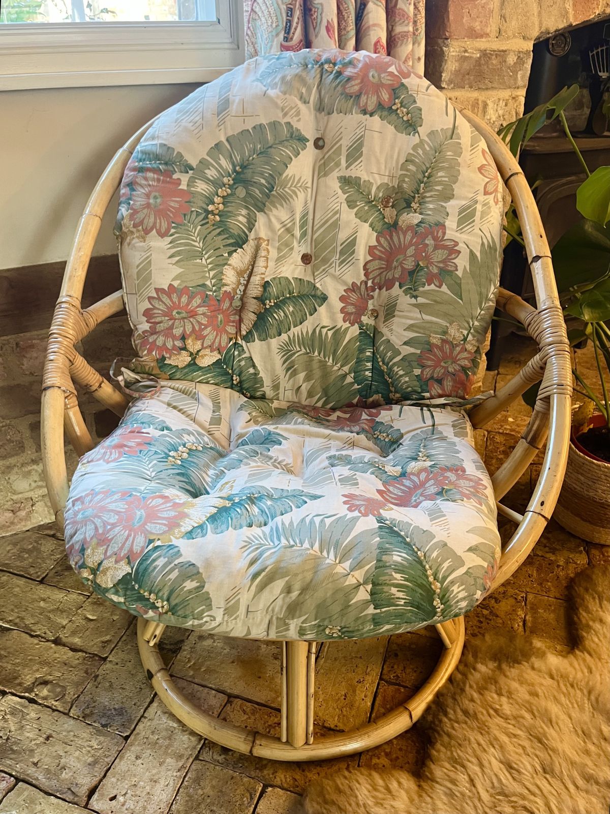Mid Century Bamboo Swivel Egg Chair photo vinterior