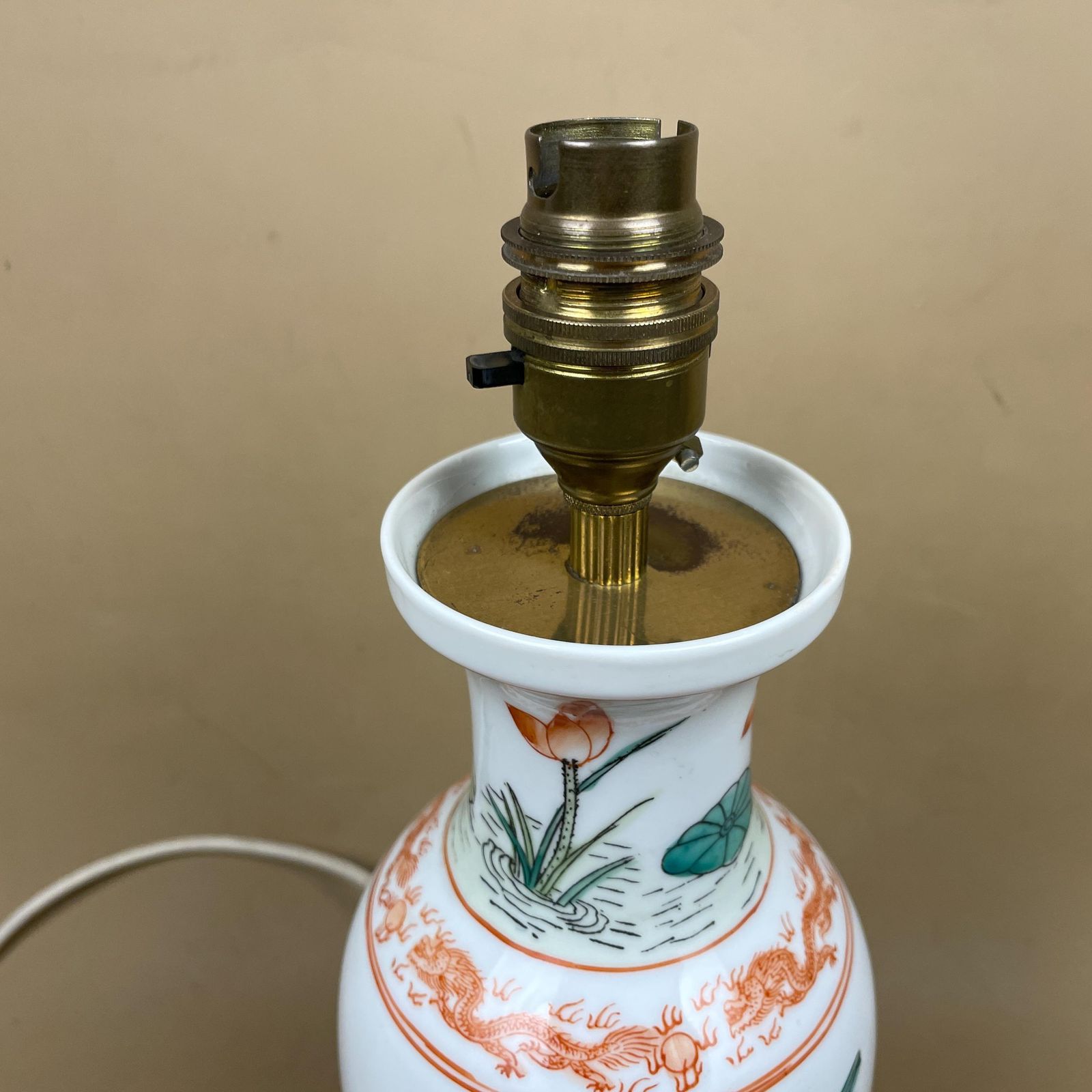 Oriental Ceramic Lamp Light Bedside Table Hand Painted Floral Lily Pad Design Pattern Wood Base Chinese Vase White Antique Brass Vintage photo for sale