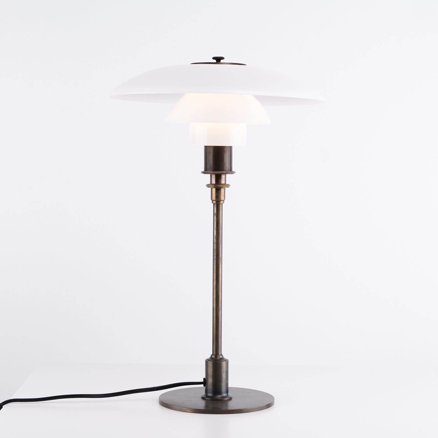 Poul Henningsen Ph 3/2 Treph Table Lamp Anniversary Model 1994 For Louis Poulsen