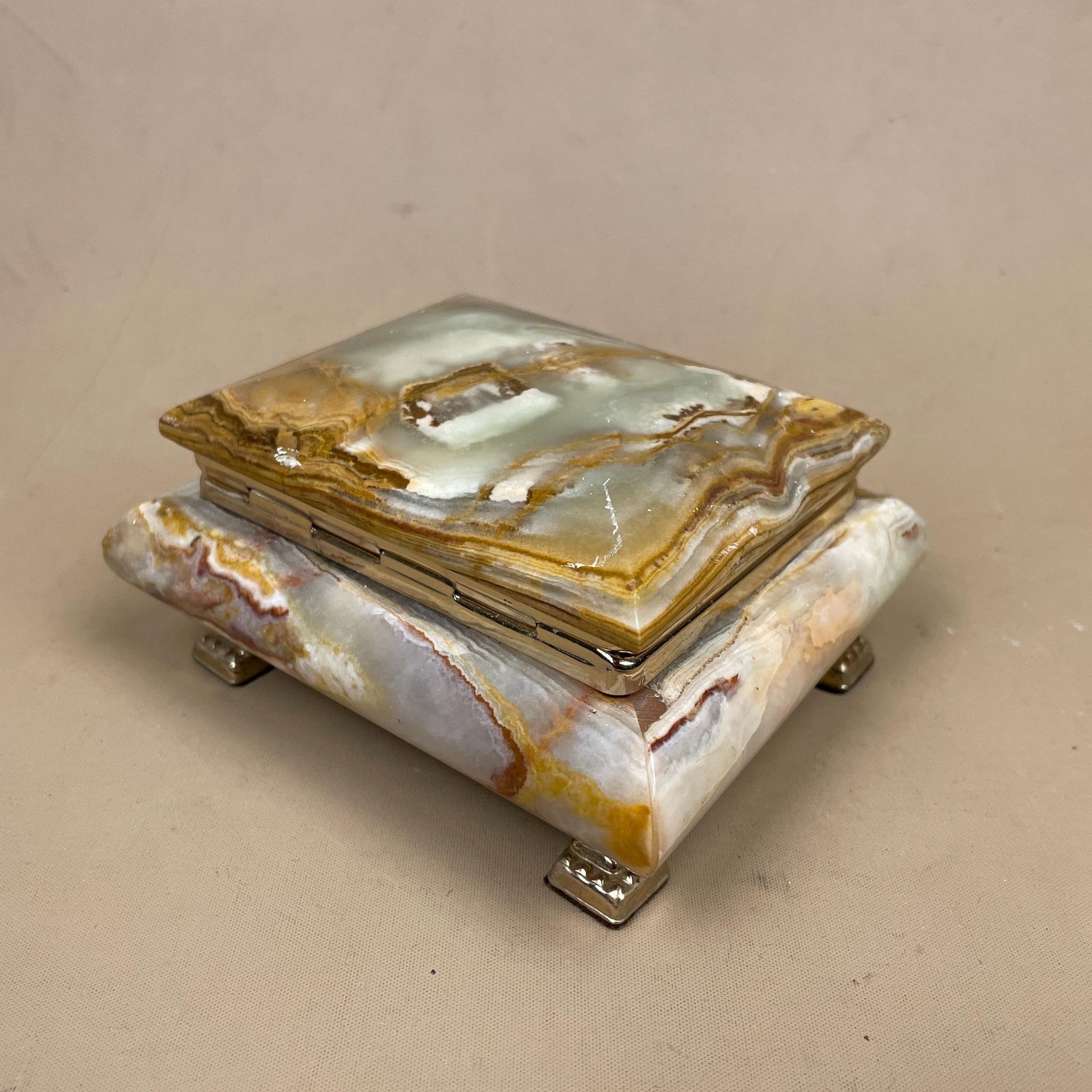Green Onyx Jewellery Box Trinket Keepsake Stone Marble Hinged Lid Velvet Lined Small Dressing Table Decor Brass Feet Ring Holder photo for sale