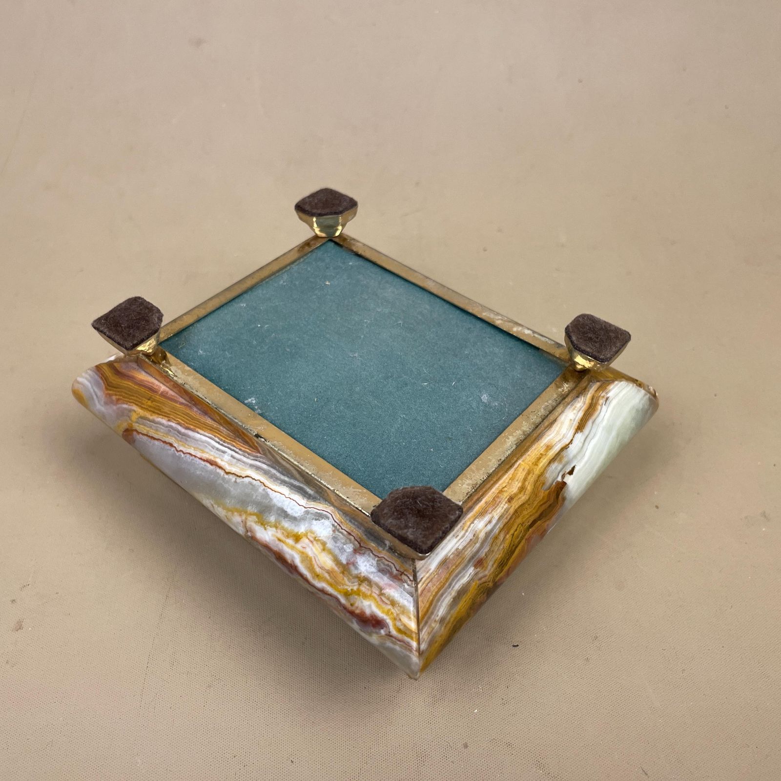 Green Onyx Jewellery Box Trinket Keepsake Stone Marble Hinged Lid Velvet Lined Small Dressing Table Decor Brass Feet Ring Holder photo vinterior