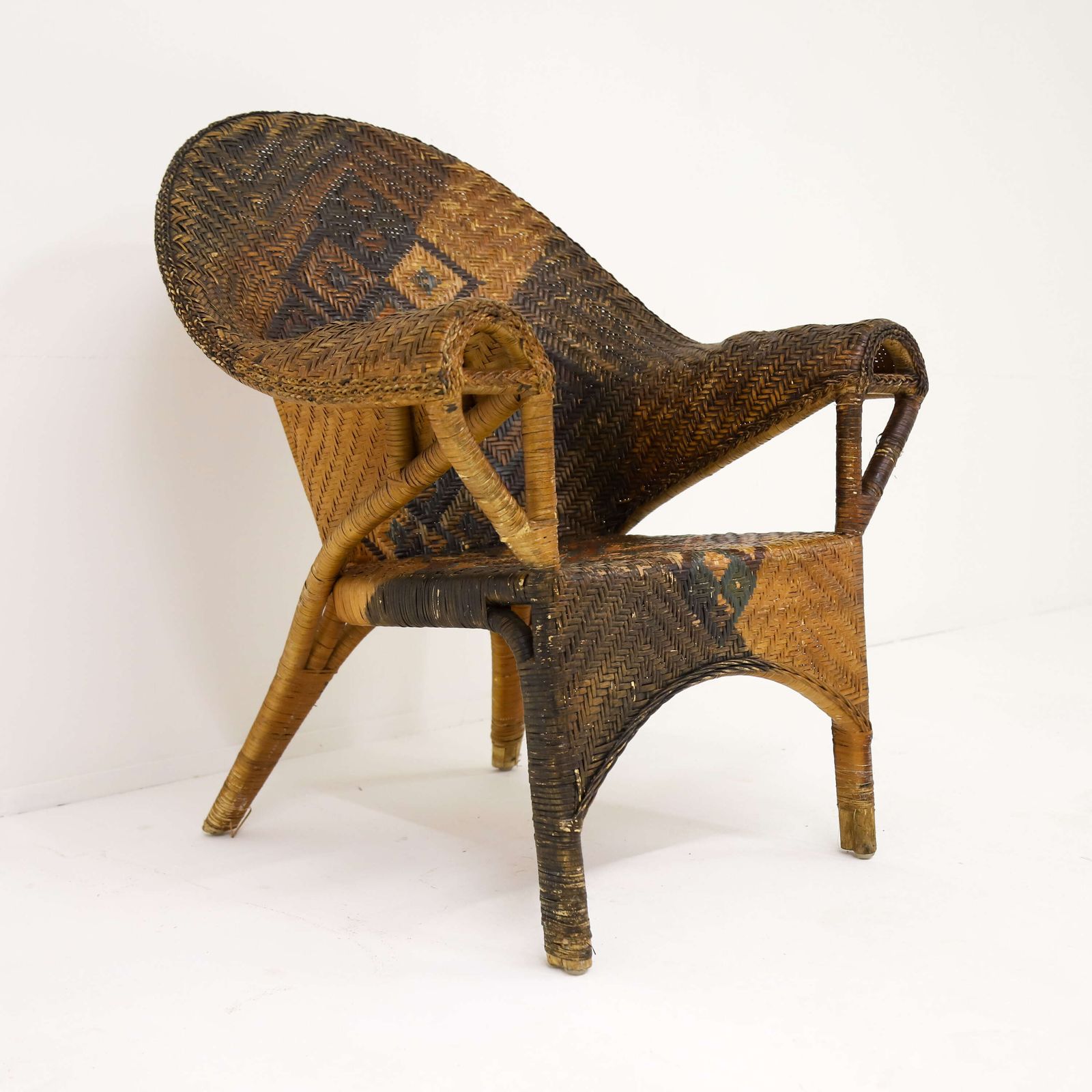 Decorative Early 20th Century Arts & Crafts Wicker Rattan Armchair By Dryad & Co photo vinterior