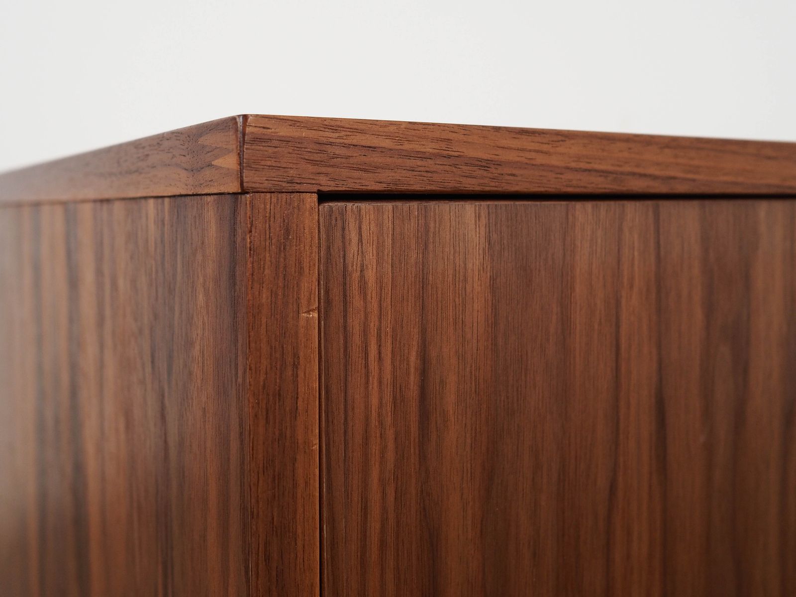 Walnut Chest Of Drawers, Scandinavian Design photo vinterior