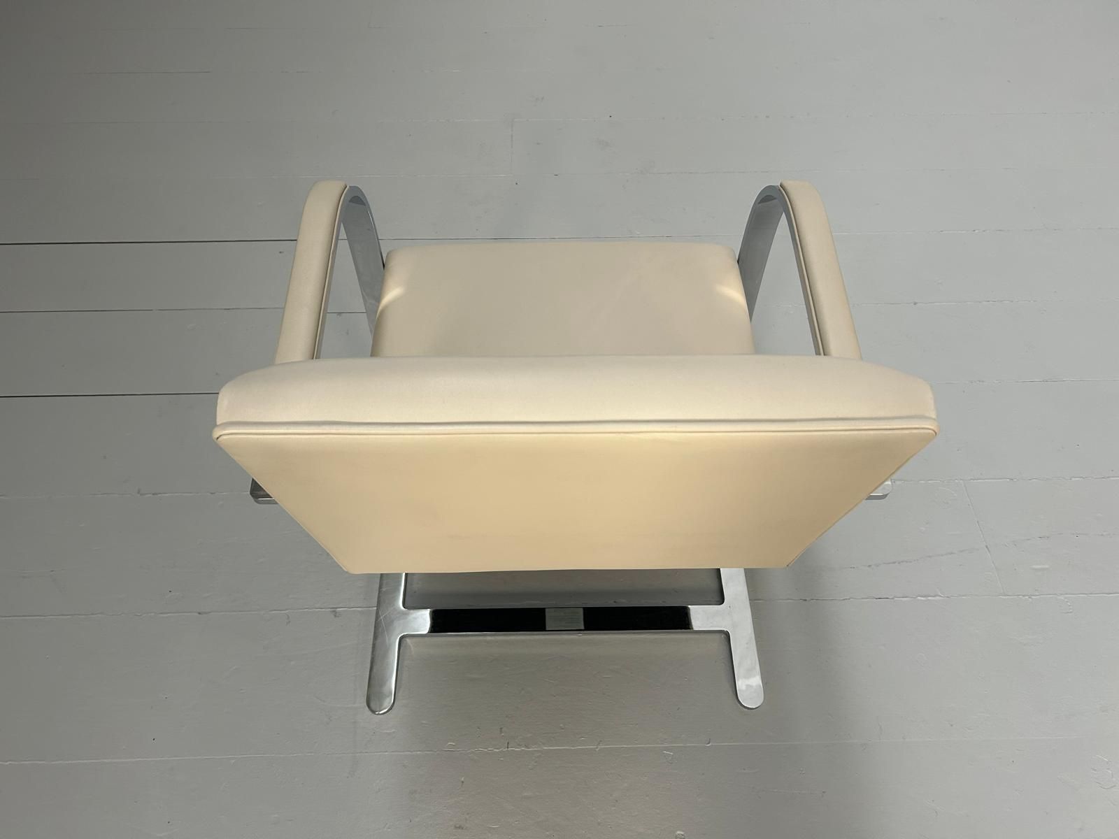 photo furniture Knoll Studio "Brno" Flat Bar Armchair In Ivory Leather