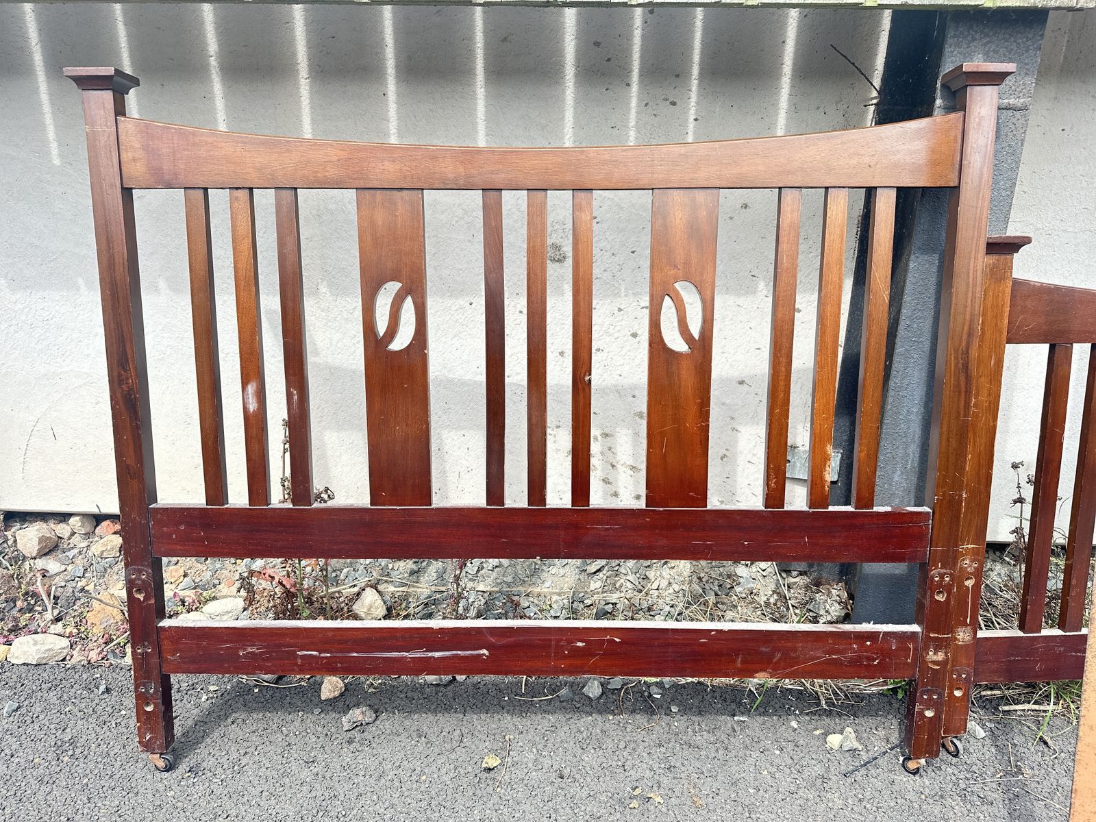 Stylish Edwardian Mahogany Double Bed Frame photo furniture