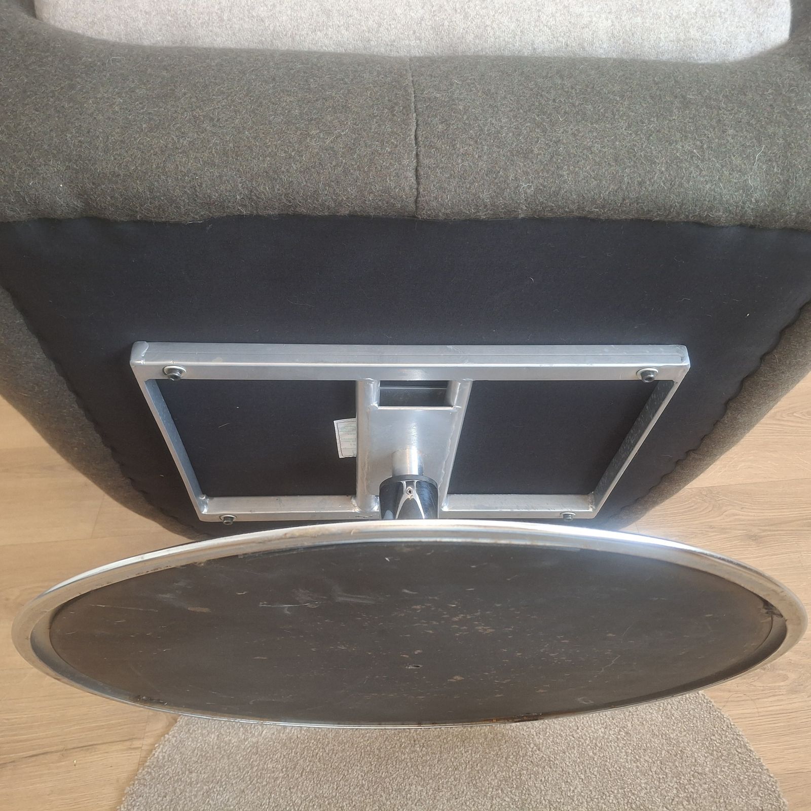Swivel Tub Chair With 100% Wool Upholstery photo vintage
