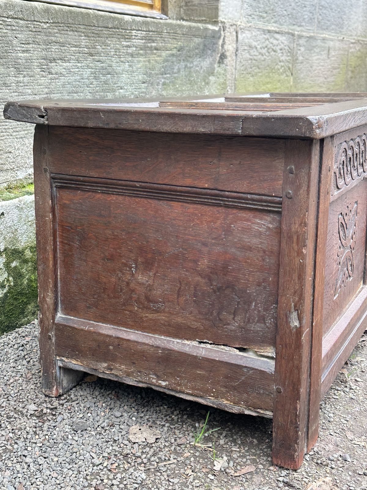 A 17th Century Charles I/ Cromwellian Joined Chest, West Country C.1650 photo vinterior