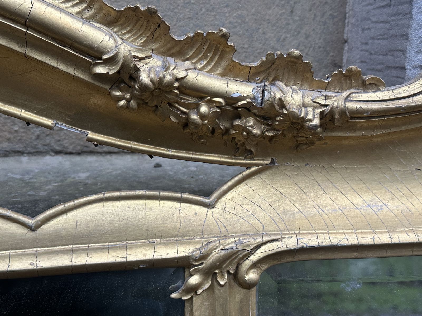 An Impressive Scottish/Italian Gilded Gesso Overmantel Mirror Attributed To Ciceri & Co. Of Edinburgh, 1830's photo vinterior