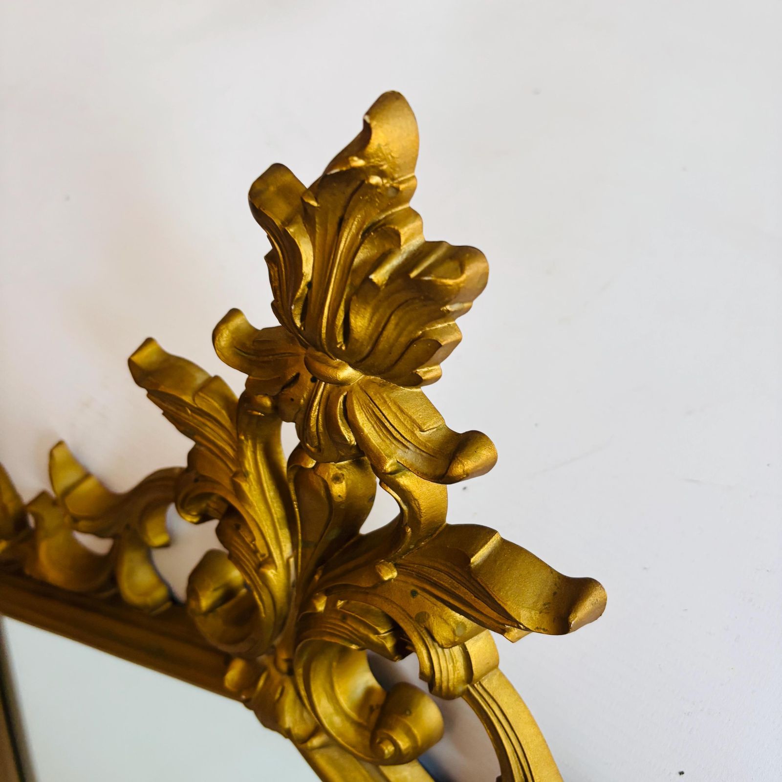 Large Mid Century Syroco Model 4110 Gilt Effect Hollywood Wall Mirrormade In USA 1961 photo vintage