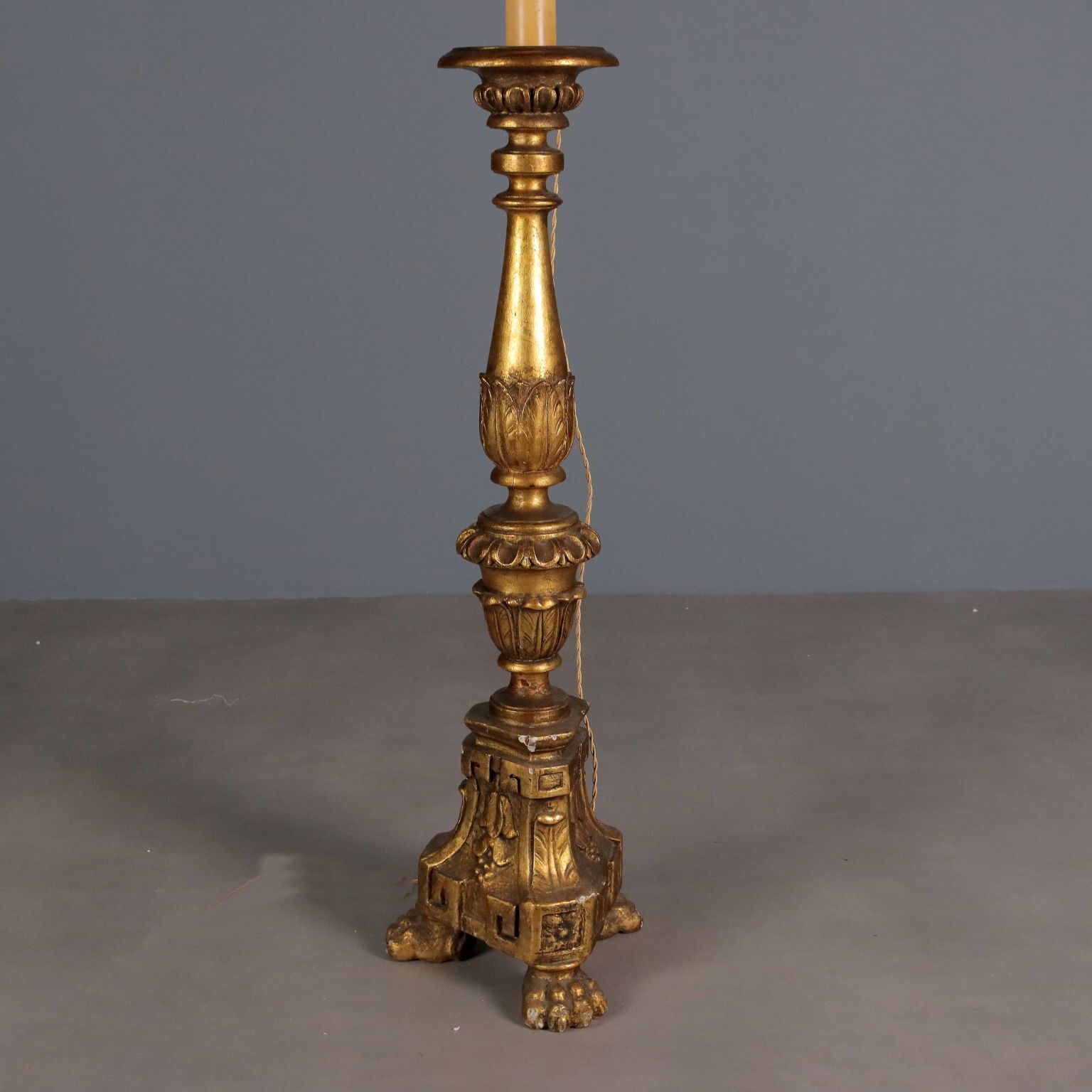 520.0 Floor Lamp Neoclassical Style Linden Italy XX Century photo