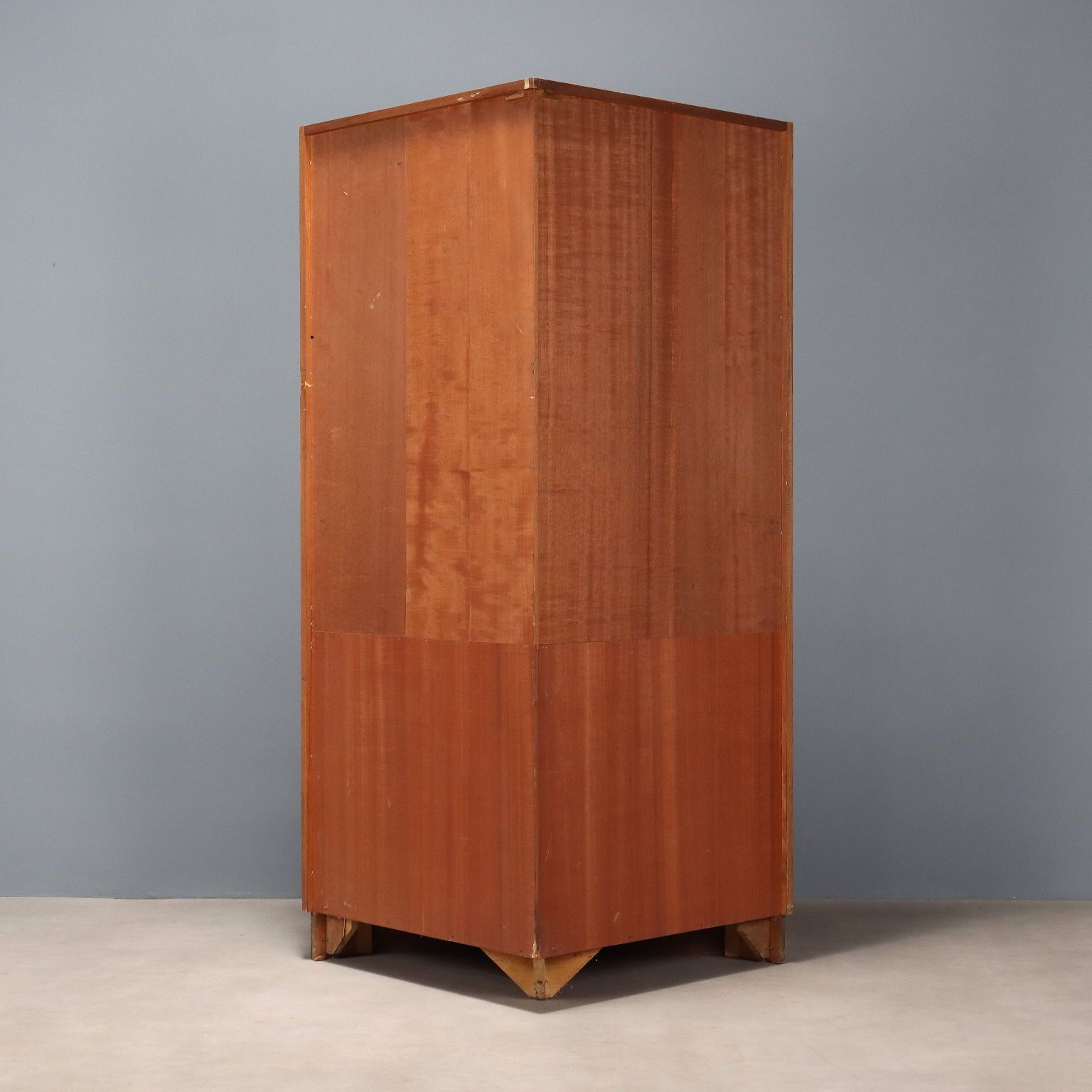 photo vinterior Vintage Corner Cabinet Design Teak Veneer Italy 1960s