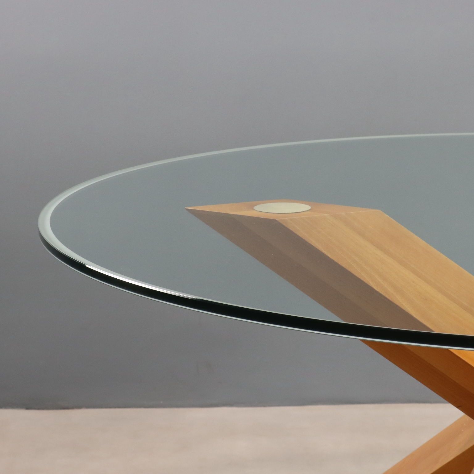 Cassina La Rotonda Table Vintage Design Mario Bellini 1980s photo Furniture